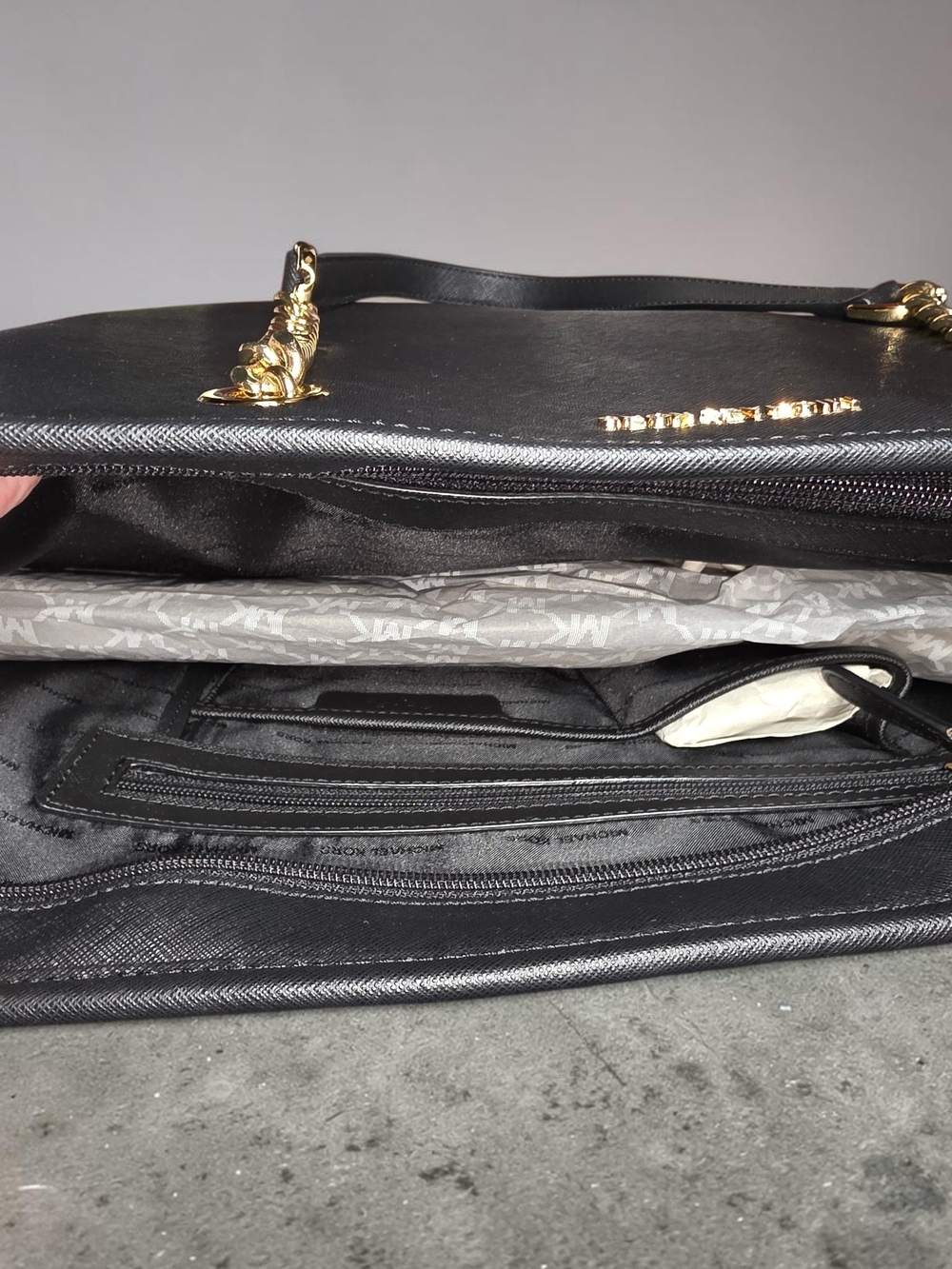 Michael Kors Extra Large Black Leather Shoulder Tote/Laptop Bag NWT - Picture 9 of 9